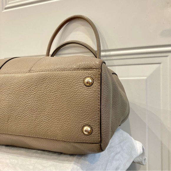 MICHAEL KORS Tan Leather Raven Hamilton Jet Set Flap Tote Shoulder Bag - Picture 6 of 11